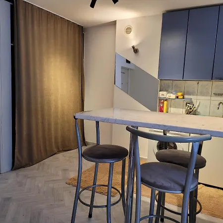 Apartment In Exellent Location *